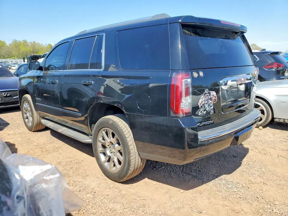 2017 GMC YUKON DENALI  