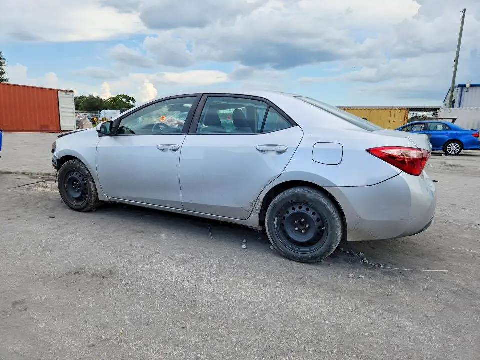 2017 TOYOTA COROLLA LE  
