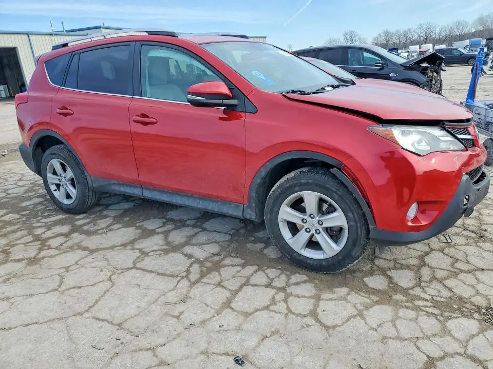 2014 TOYOTA RAV4 XLE  