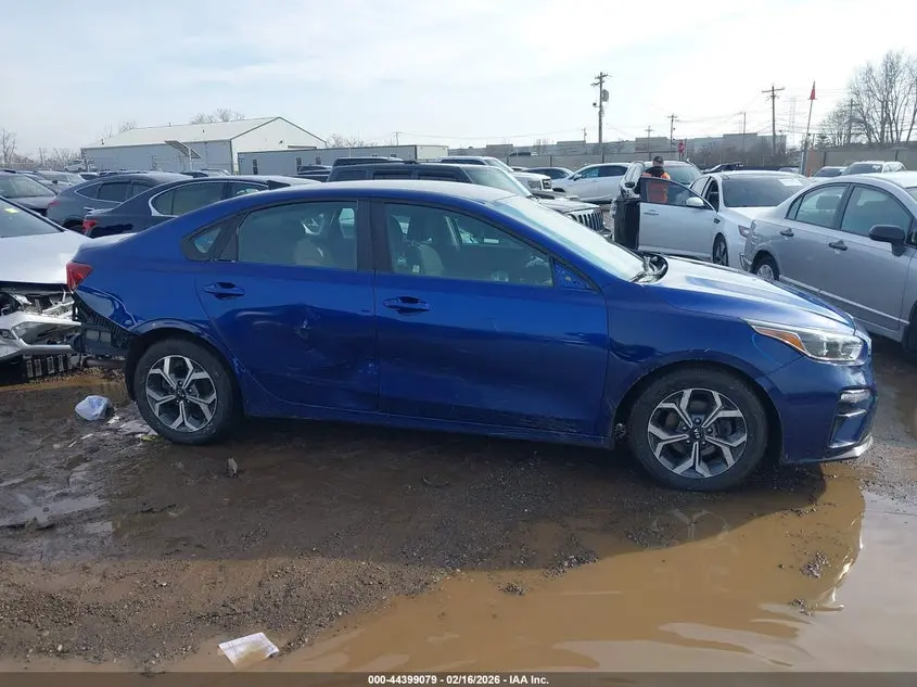 2019 KIA FORTE LXS