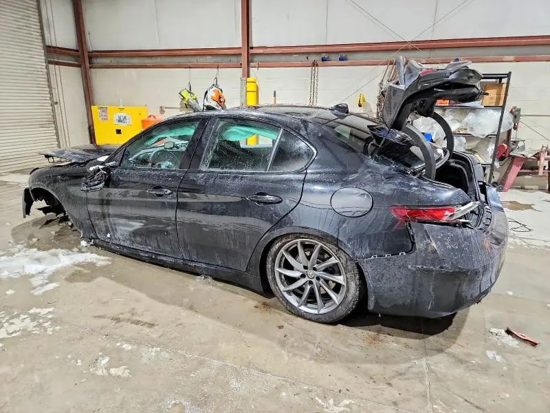 2017 ALFA ROMEO GIULIA Q4  