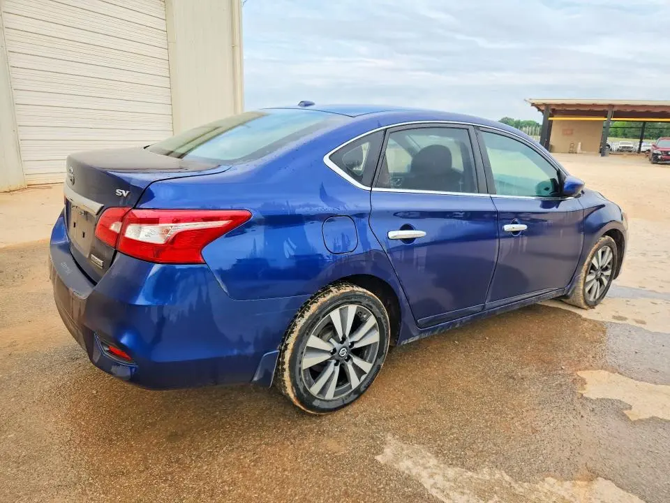 2019 NISSAN SENTRA SV  