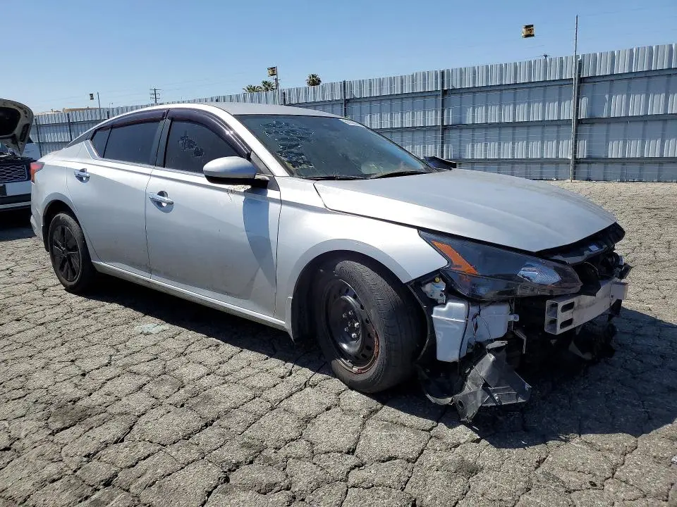 2022 NISSAN ALTIMA S  