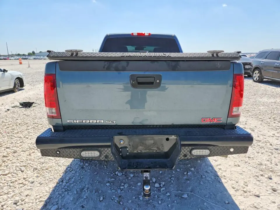 2011 GMC SIERRA K2500 SLT  