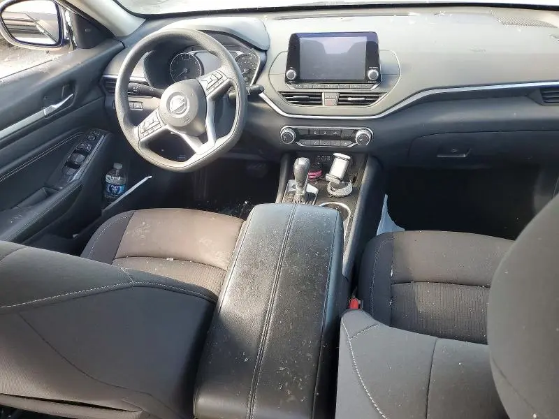 2021 NISSAN ALTIMA SV  