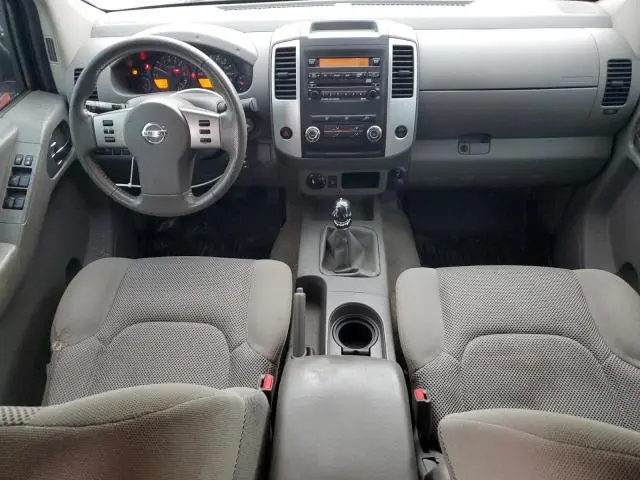 2011 NISSAN FRONTIER S  