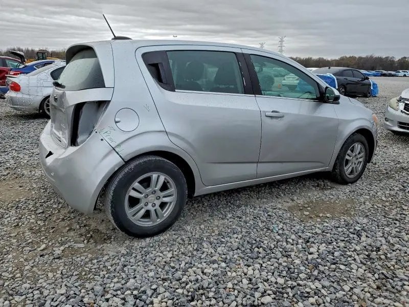 2016 CHEVROLET SONIC LT  