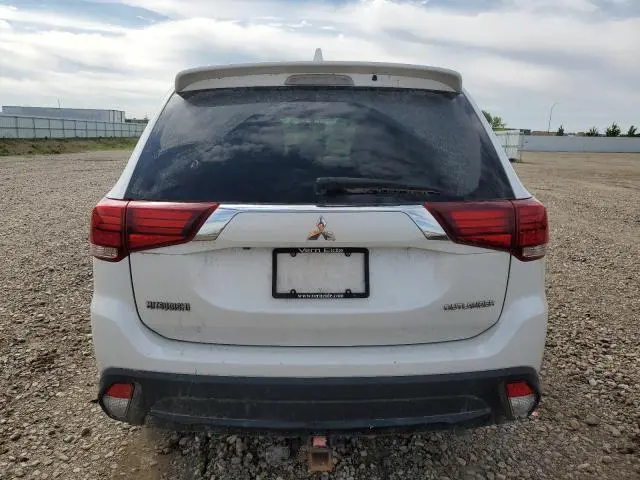 2018 MITSUBISHI OUTLANDER SE  