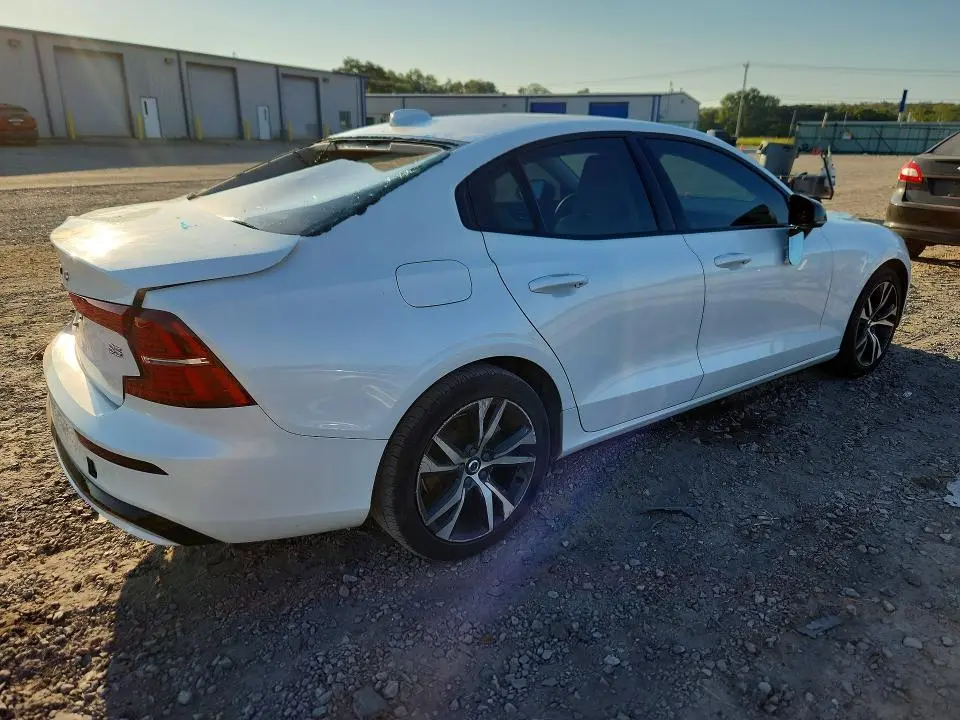 2023 VOLVO S60 CORE  