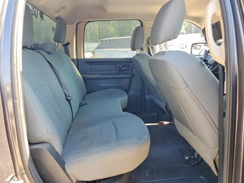 2014 RAM 1500 ST  