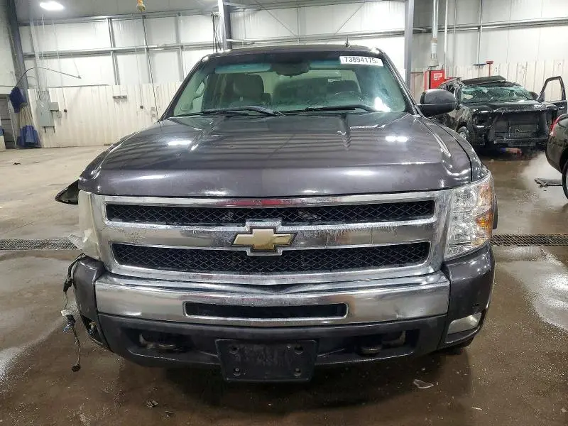 2011 CHEVROLET SILVERADO K1500 LT  