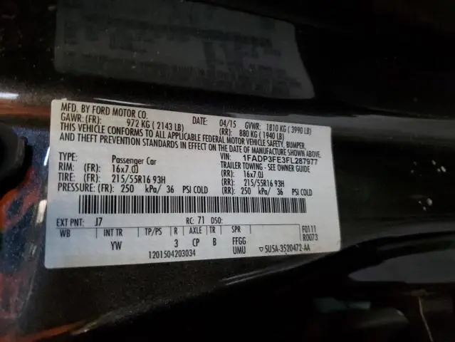 2015 FORD FOCUS SE  