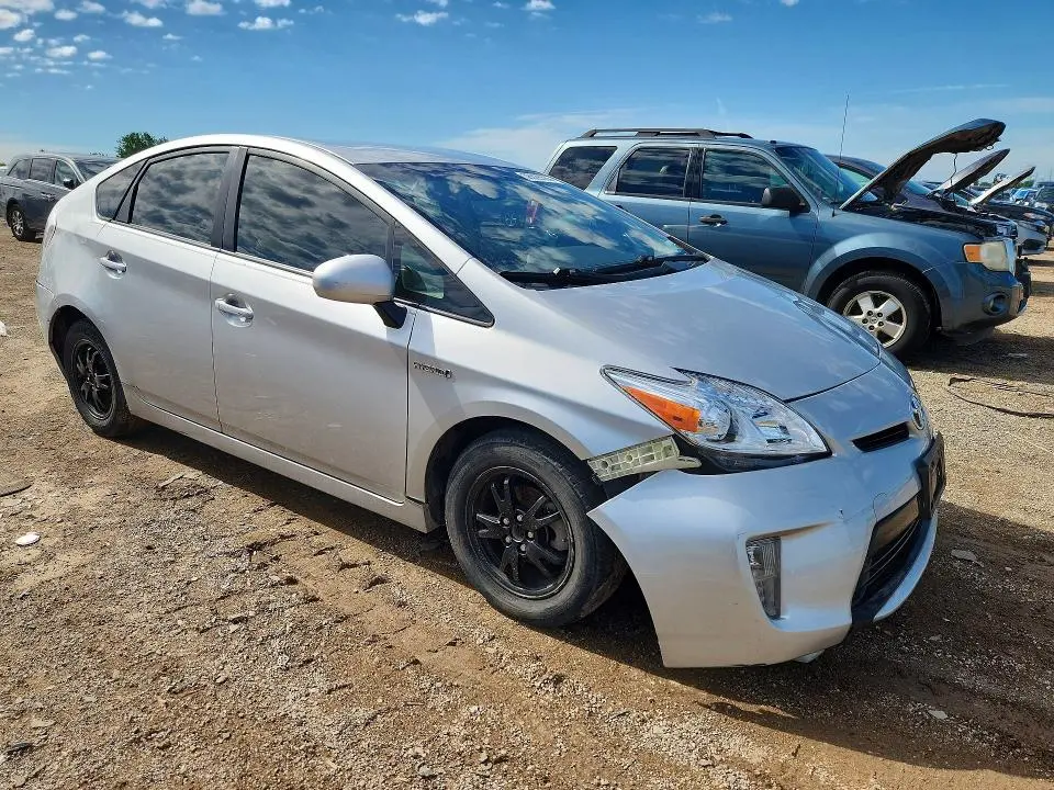 2012 TOYOTA PRIUS THREE  