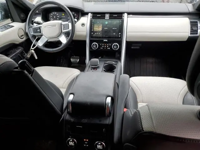 2024 LAND ROVER DISCOVERY METROPOLITAN EDITION  