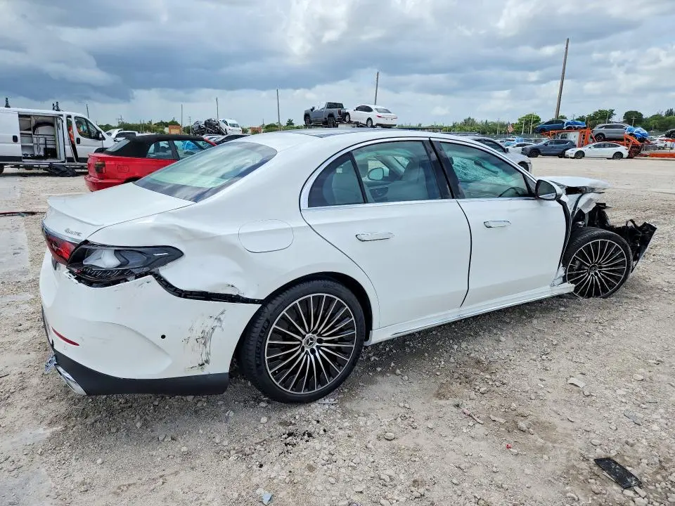 2026 MERCEDES-BENZ E 450 4MATIC  