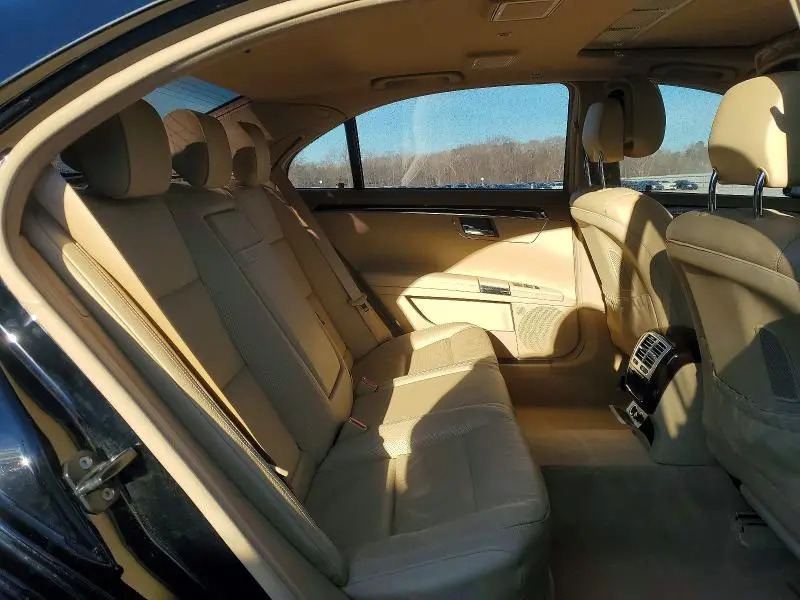 2010 MERCEDES-BENZ S 550  