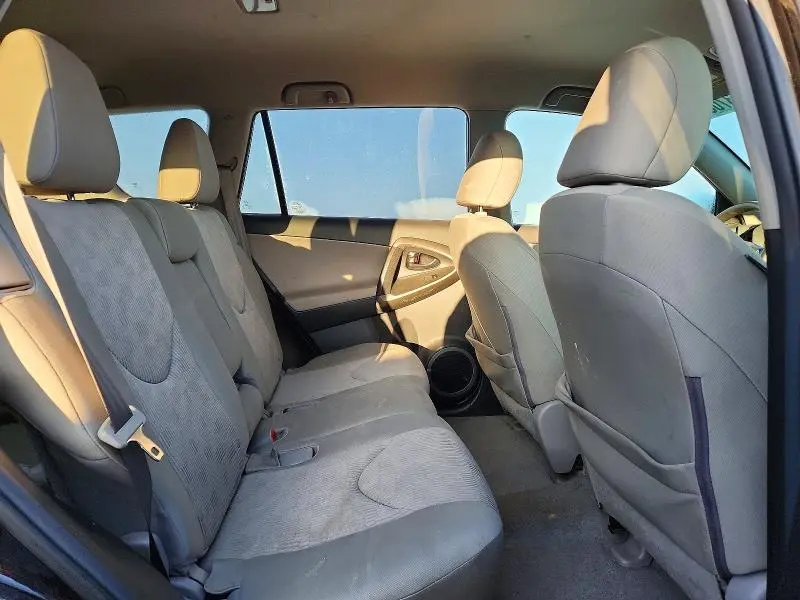 2011 TOYOTA RAV4 BASE  