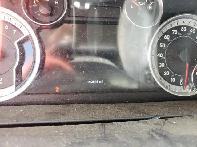 2016 RAM 1500 SLT  