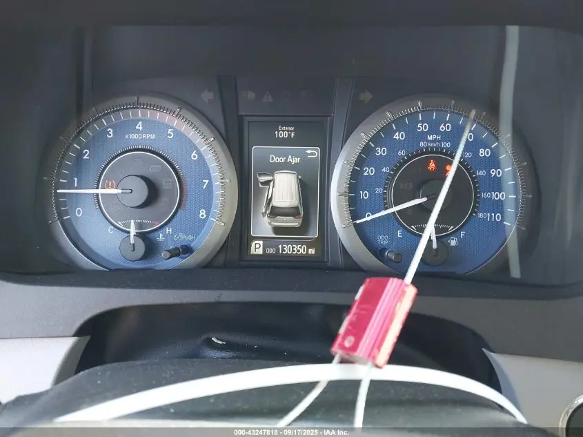 2015 TOYOTA SIENNA XLE 8 PASSENGER