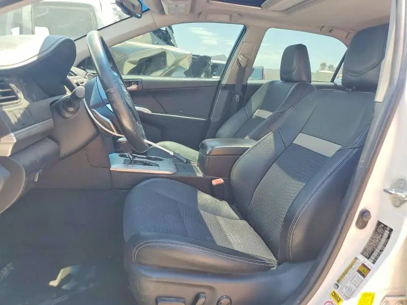 2013 TOYOTA CAMRY SE  