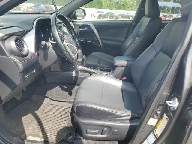 2018 TOYOTA RAV4 SE  