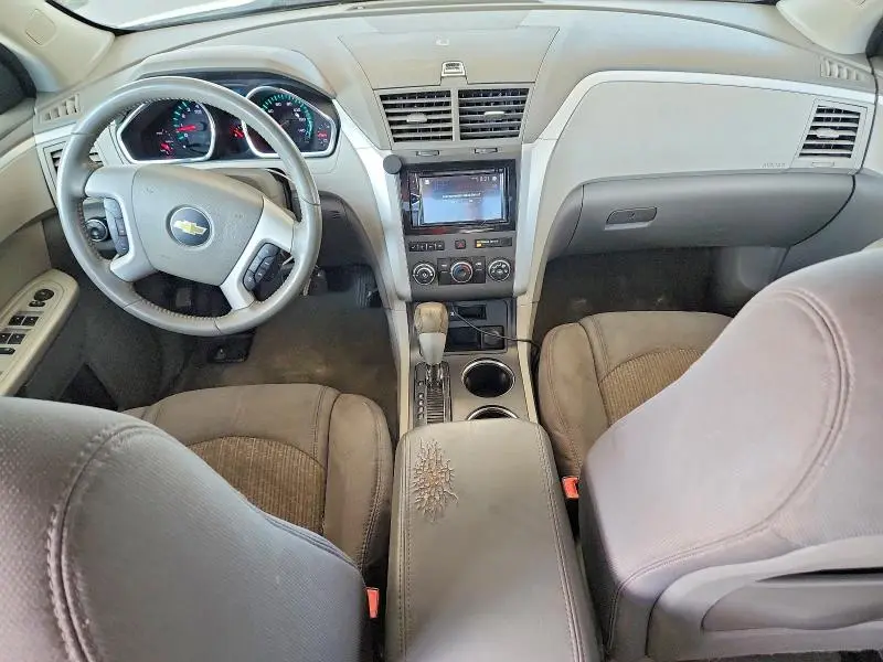 2011 CHEVROLET TRAVERSE LT  