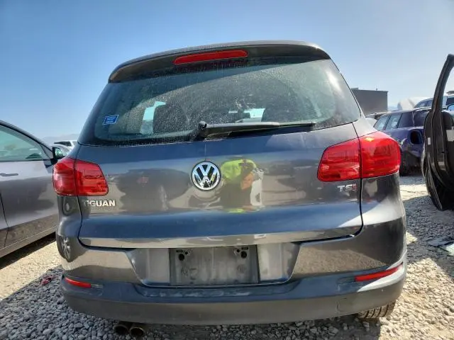 2016 VOLKSWAGEN TIGUAN S  