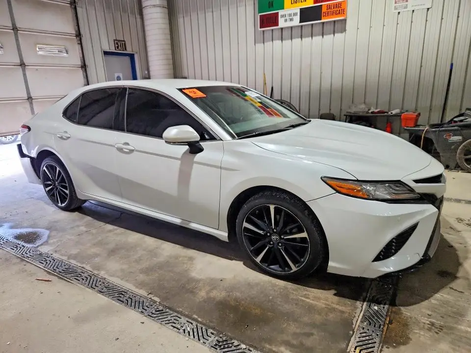 2018 TOYOTA CAMRY XSE  