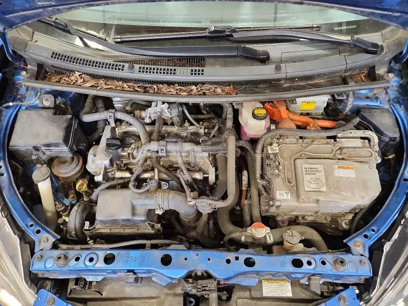 2016 TOYOTA PRIUS C THREE  