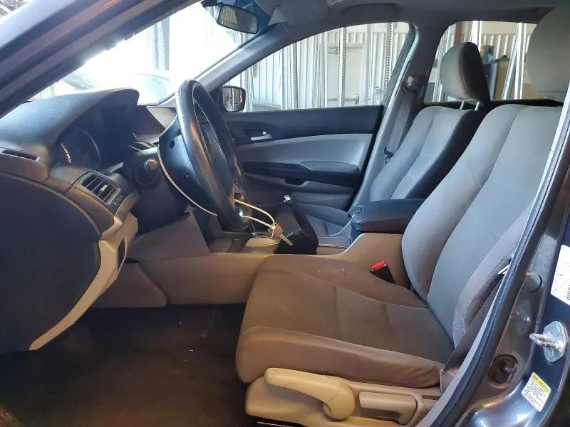 2011 HONDA ACCORD LX  