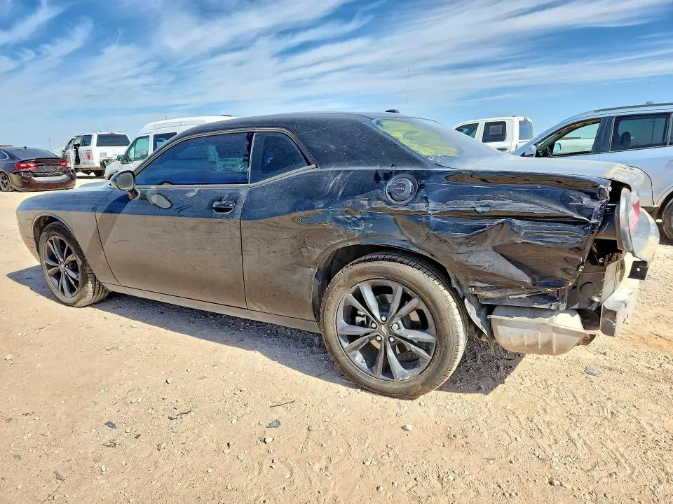 2022 DODGE CHALLENGER SXT  