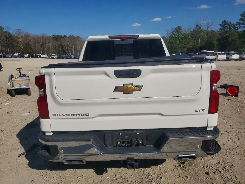 2024 CHEVROLET SILVERADO K1500 LTZ  