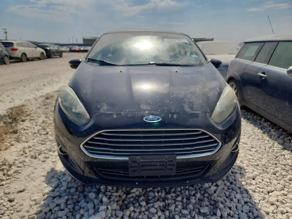 2017 FORD FIESTA SE  