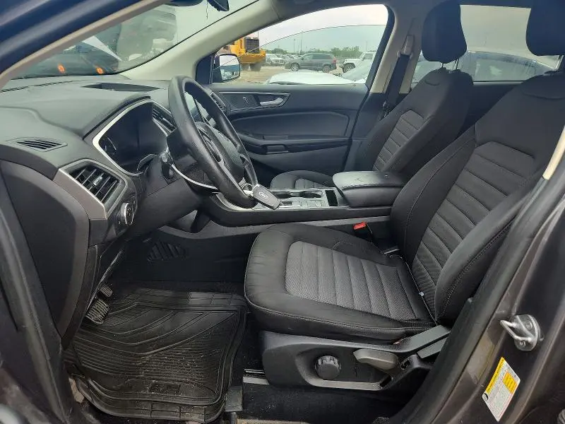 2021 FORD EDGE SE  