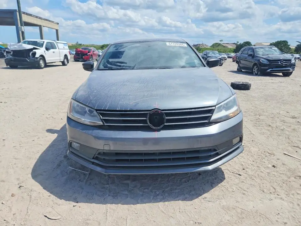 2016 VOLKSWAGEN JETTA SPORT  