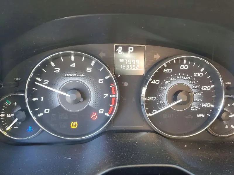 2010 SUBARU LEGACY 2.5I PREMIUM  