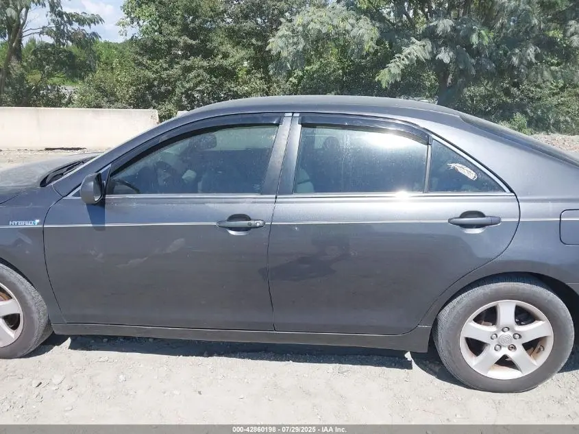 2011 TOYOTA CAMRY HYBRID  