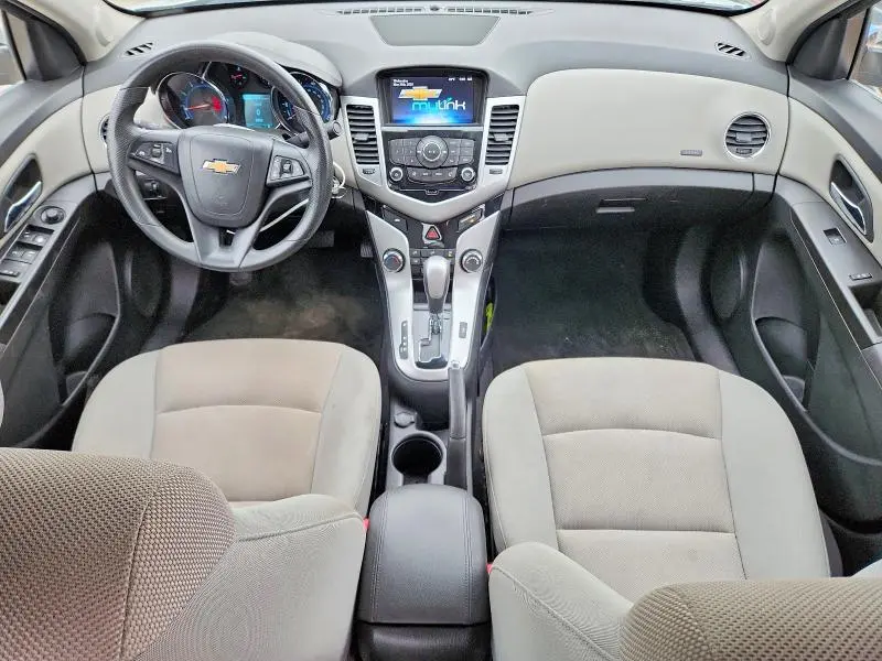 2015 CHEVROLET CRUZE LT  