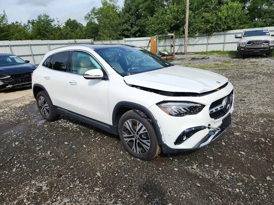 2026 MERCEDES-BENZ GLA 250 4MATIC  