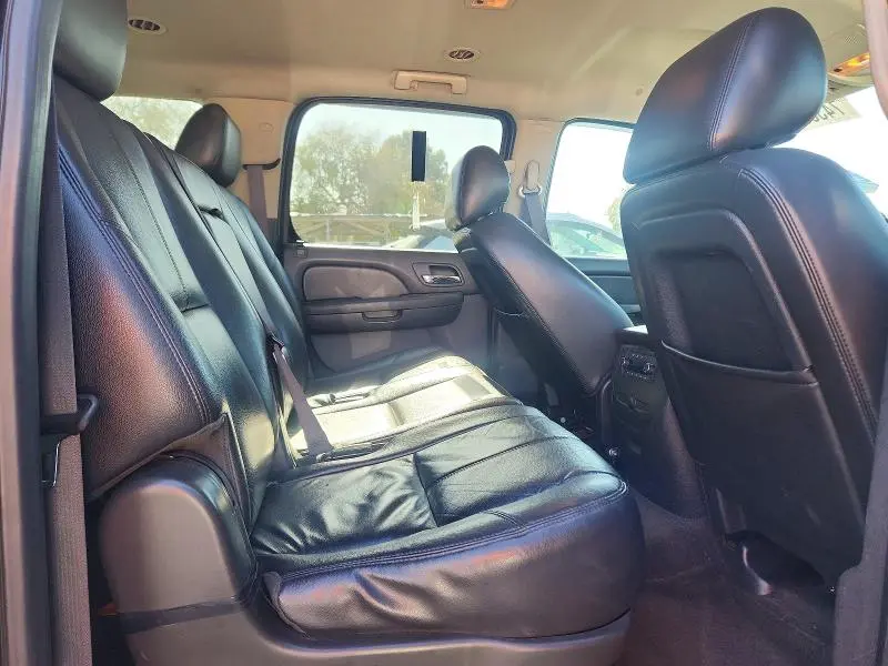 2013 CHEVROLET SUBURBAN C1500 LT  