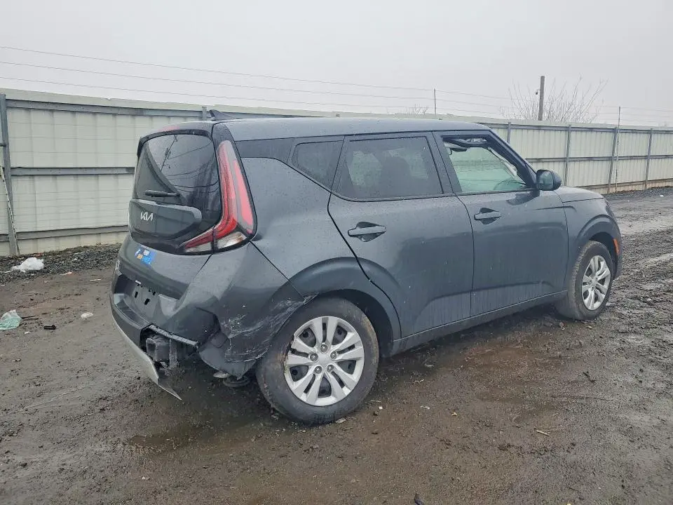 2024 KIA SOUL LX  