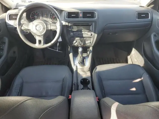 2012 VOLKSWAGEN JETTA SE  