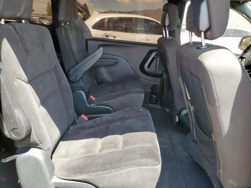 2018 DODGE GRAND CARAVAN SE  