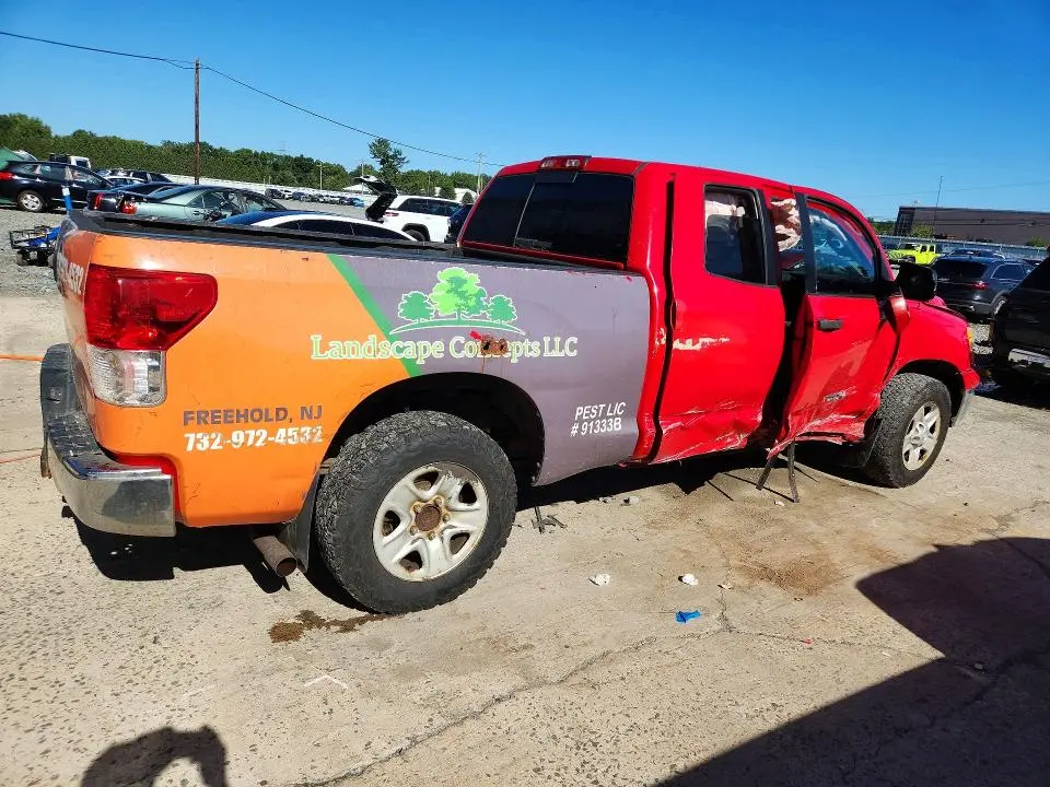 2011 TOYOTA TUNDRA DOUBLE CAB SR5  