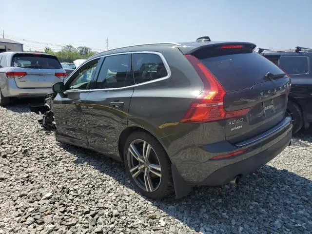 2021 VOLVO XC60 T5 MOMENTUM  