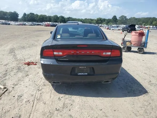2012 DODGE CHARGER SE  