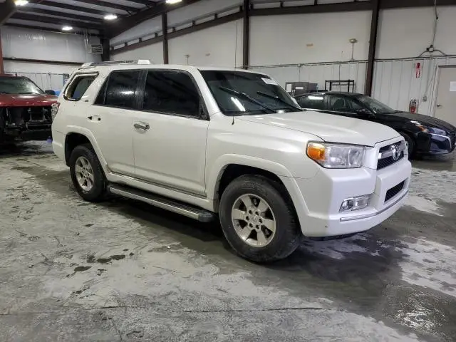 2011 TOYOTA 4RUNNER SR5  