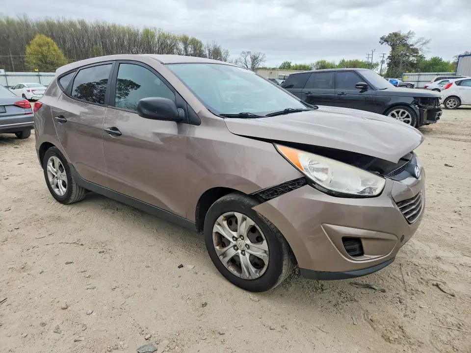 2013 HYUNDAI TUCSON GL  