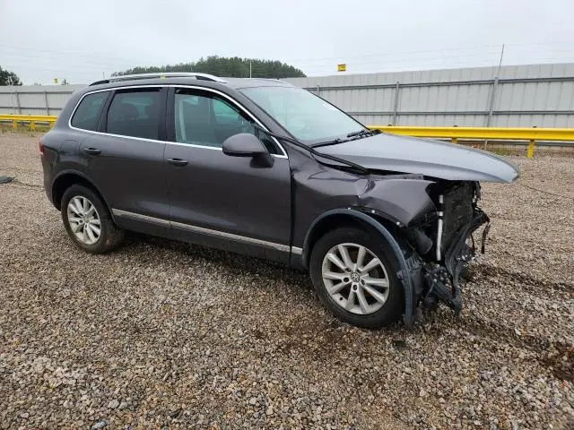 2013 VOLKSWAGEN TOUAREG V6  