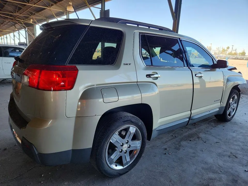 2013 GMC TERRAIN SLT  